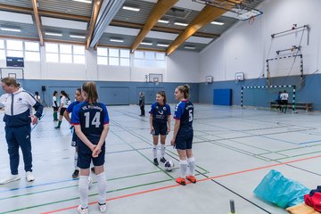 Bild 74 - F Loewinnen Hallen Cup